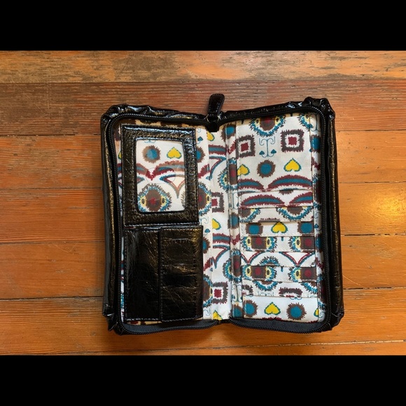 Black Clutch - Picture 2 of 2